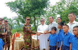 খাগড়াছড়ি সেনা জোন কর্তৃক  চম্পাঘাট শিশু সদনের ছাত্রাবাস পুনঃসংস্কার ও খেলাধুলা সামগ্রী বিতরণ