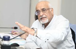 দায়িত্বপ্রাপ্তদের অবহেলায় সুন্দরবনের মধু জিআই মর্যাদা হারিয়েছে