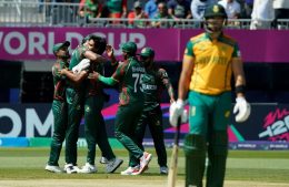 তানজিমের ৩ তাসকিনের ১, চরম বিপর্যয়ে দক্ষিণ আফ্রিকা