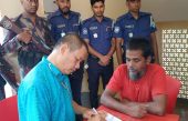 পানছড়ির সীমান্তে বিএসএফ এর পুশ ইন করা ৩০ জনকে আশ্রয় দিয়েছে স্থানীয় প্রশাসন