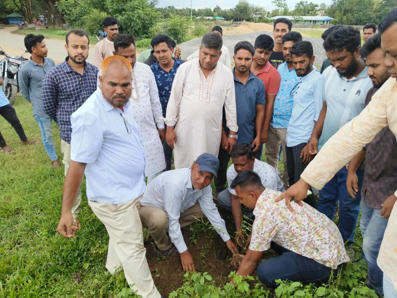 দীঘিনালায় ছাত্রদলের বৃক্ষরোপন কর্মসূচী উদ্বোধন